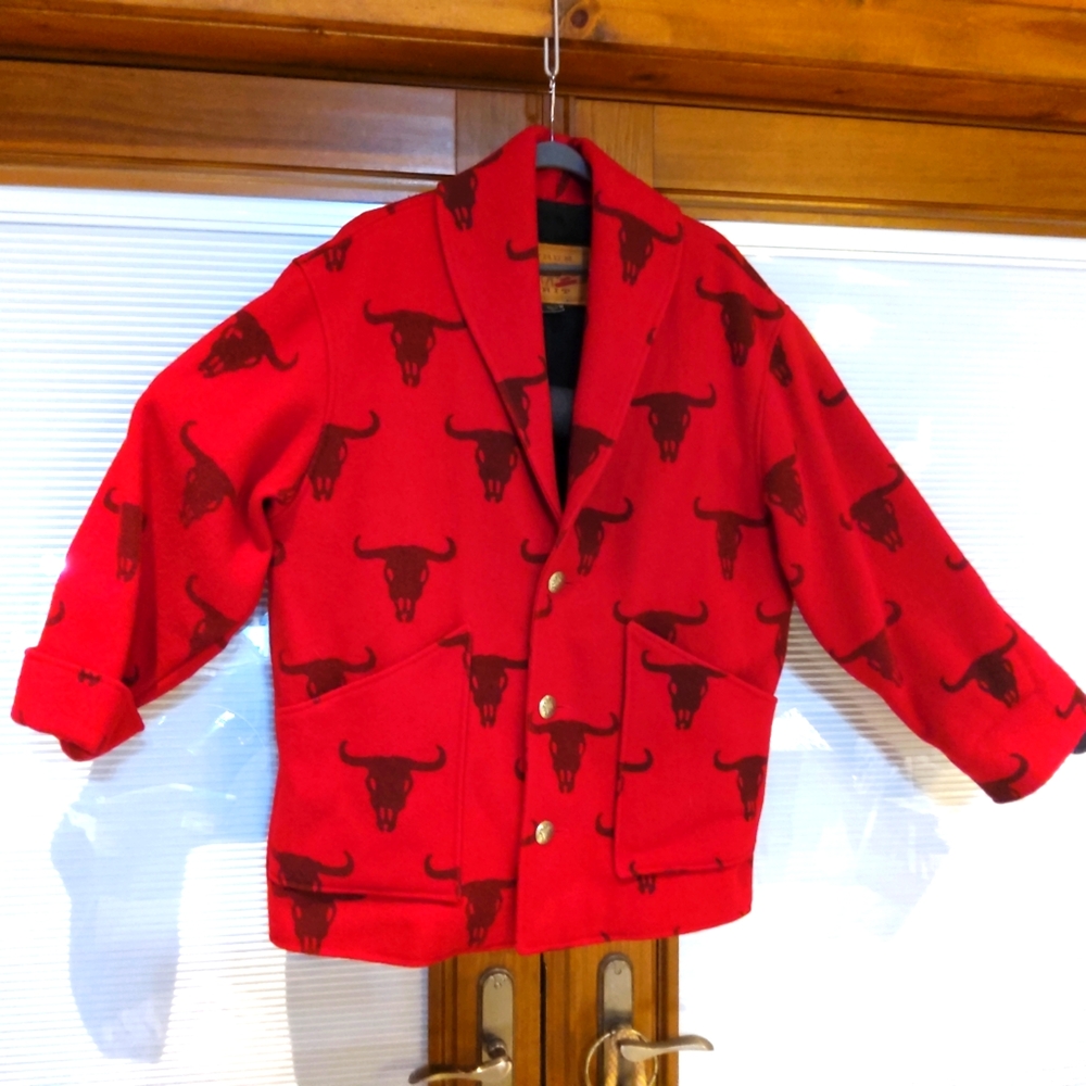 RARE VINTAGE True Grit red wool coat. Heavy